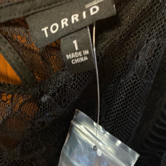 Torrid size 1 black lace and mesh maxi dress NWT - Picture 6 of 11